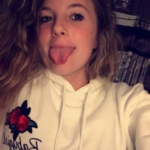 Meet your Posher, Sabra